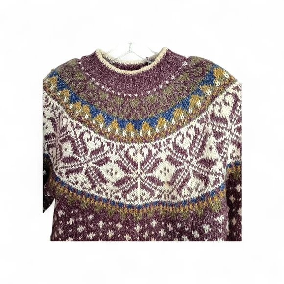 Knit Stitches  Burgundy and Cream Vintage Crewneck Sweater - Size M - Picture 2 of 6